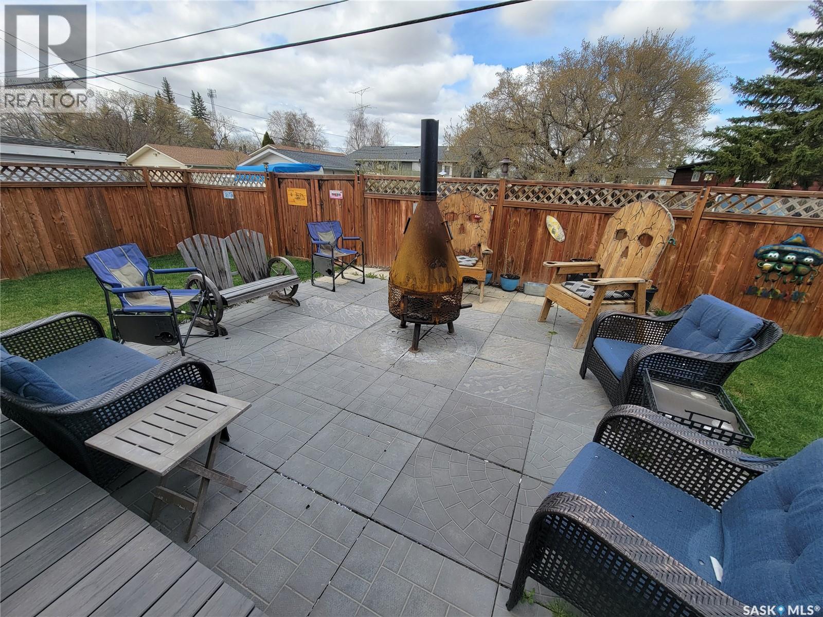 214 1St Avenue W, Maidstone, SK - Outdoor With Deck Patio Veranda