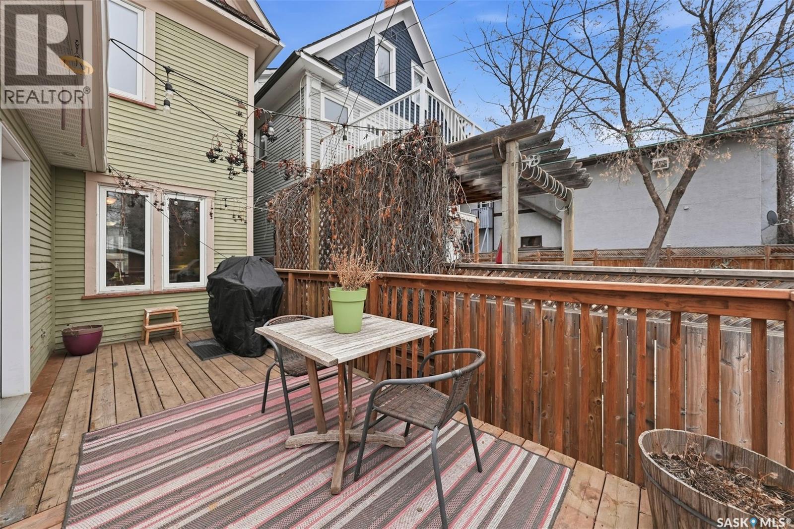 428 6Th Street E, Saskatoon, SK - Outdoor With Deck Patio Veranda
