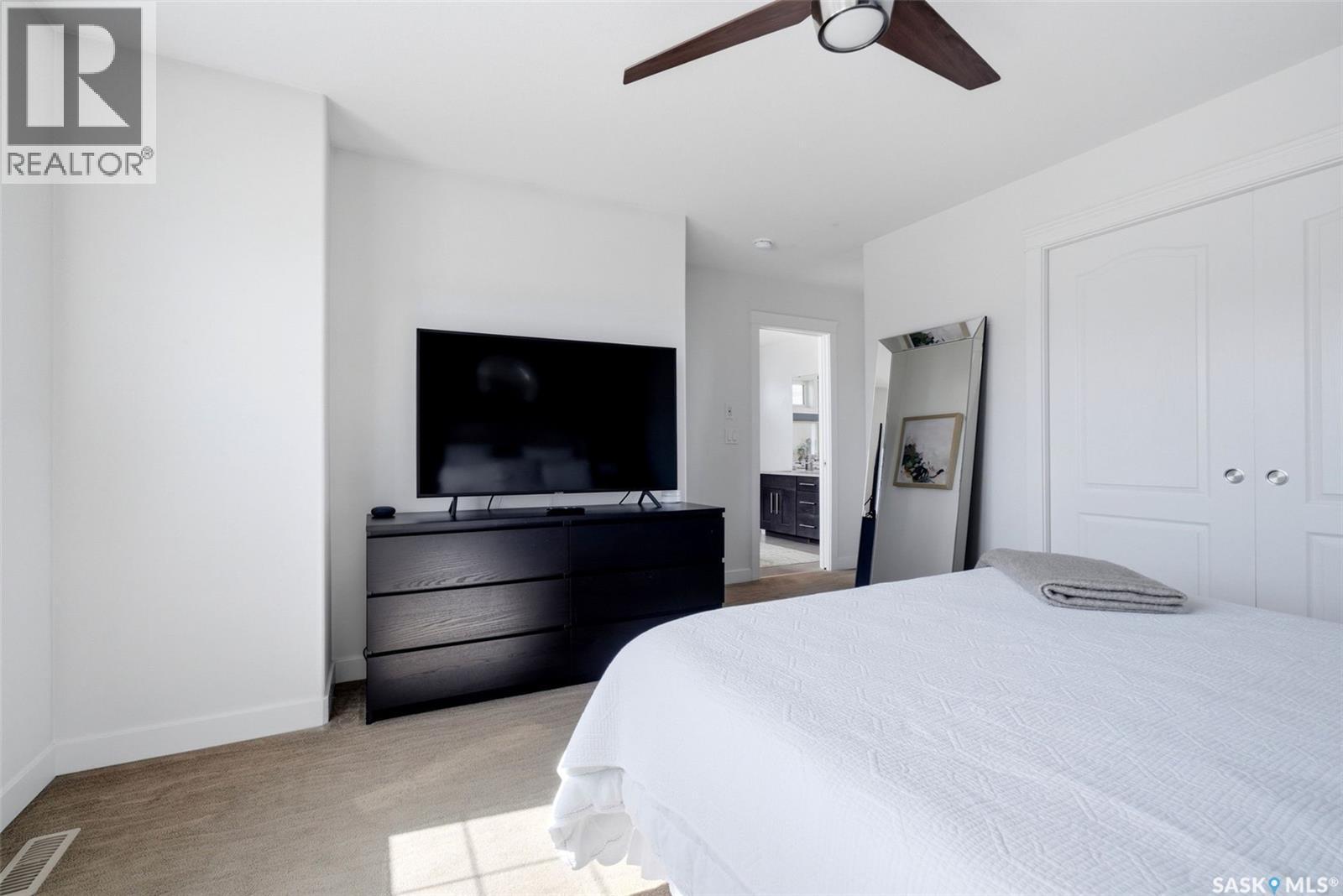 4757 Skinner Crescent, Regina, SK - Indoor Photo Showing Bedroom