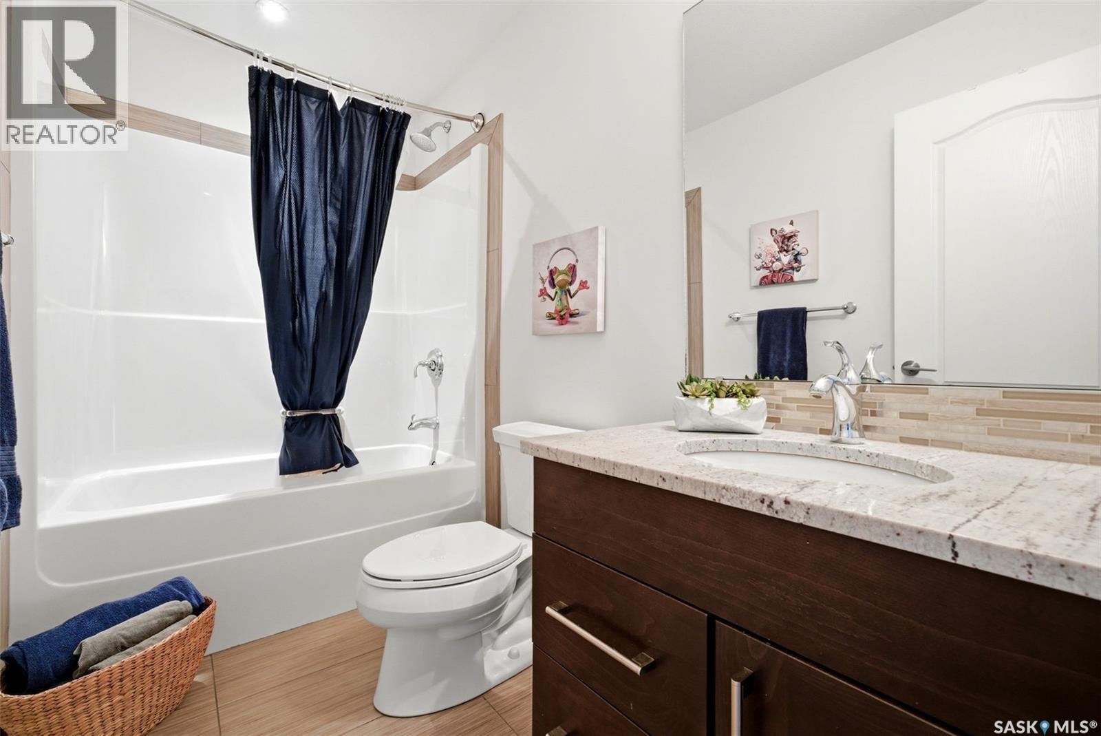 4757 Skinner Crescent, Regina, SK - Indoor Photo Showing Bathroom