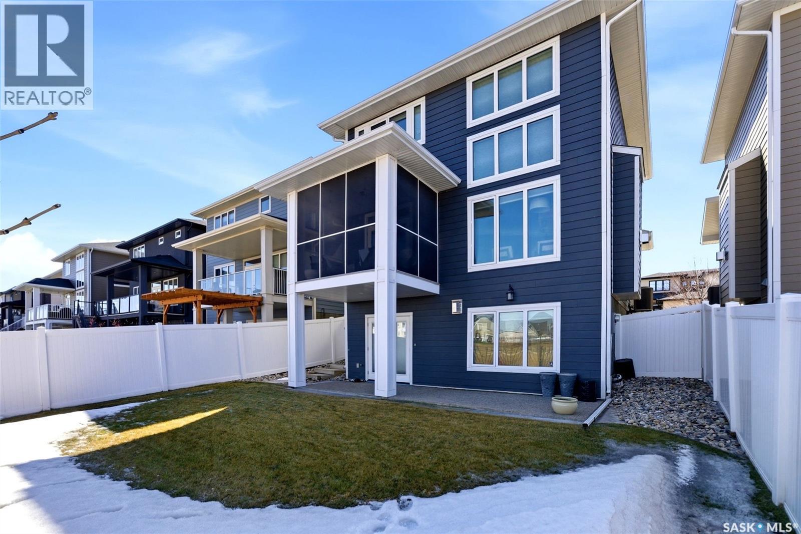 4757 Skinner Crescent, Regina, SK - Outdoor