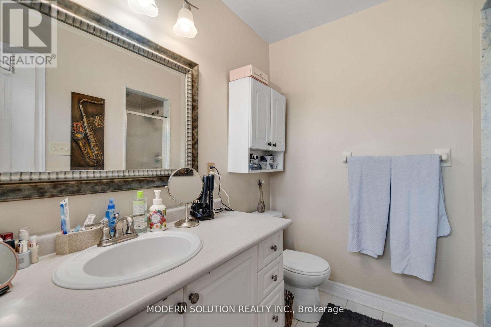 552 Wildgrass Road, Mississauga, ON - Indoor Photo Showing Bathroom