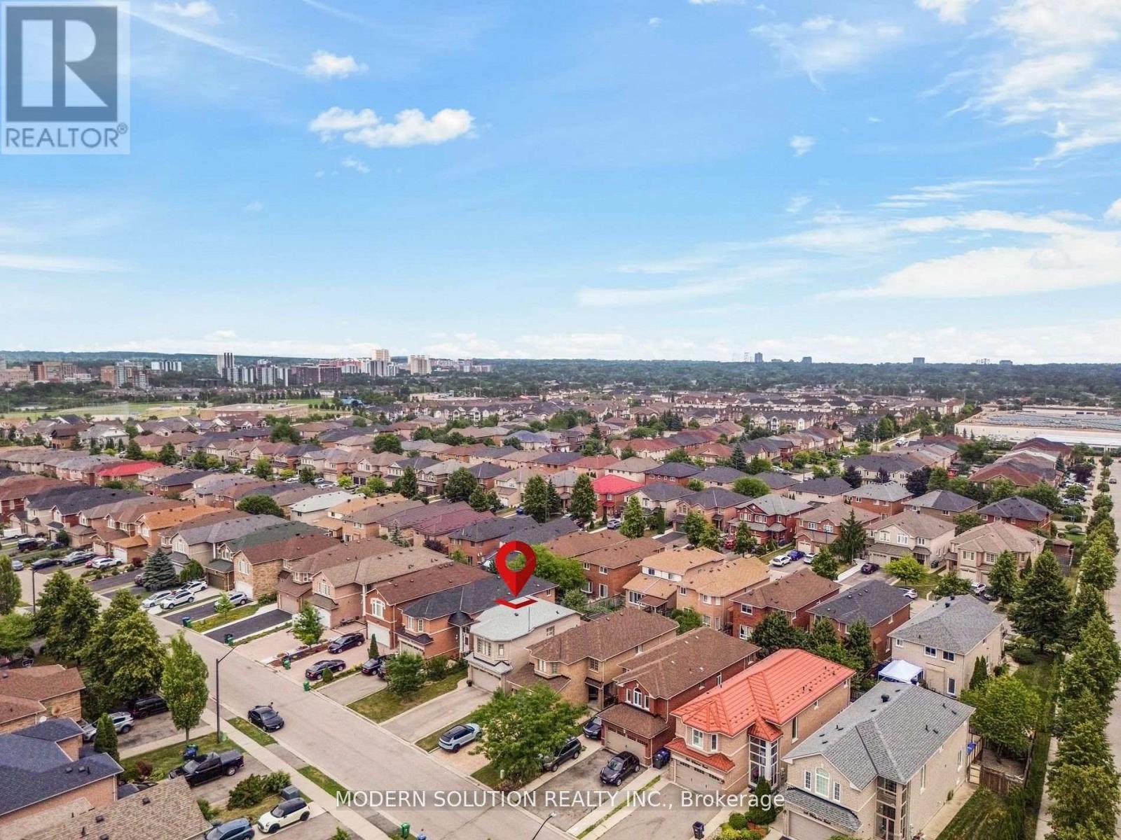 552 Wildgrass Road, Mississauga, ON - Outdoor With View