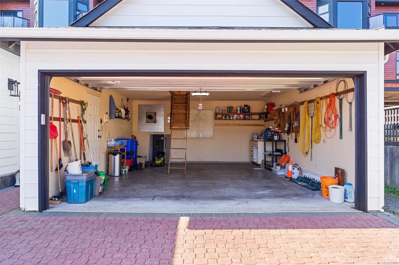 2590 Sinclair Rd, Saanich, BC
