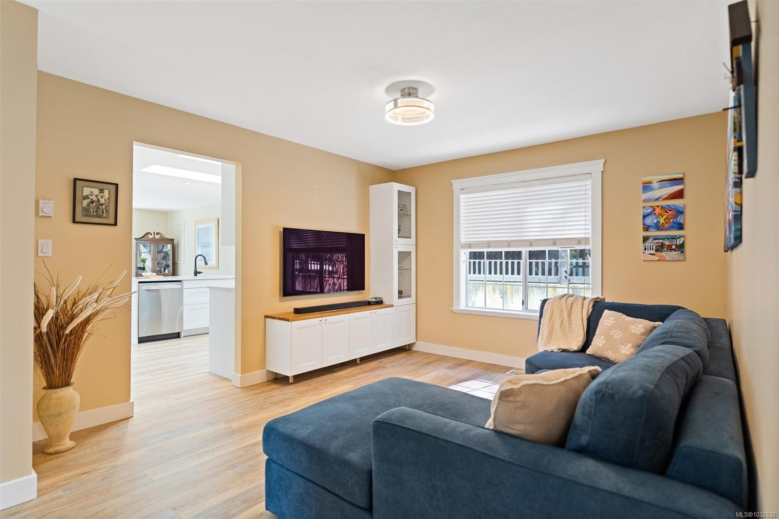 2590 Sinclair Rd, Saanich, BC