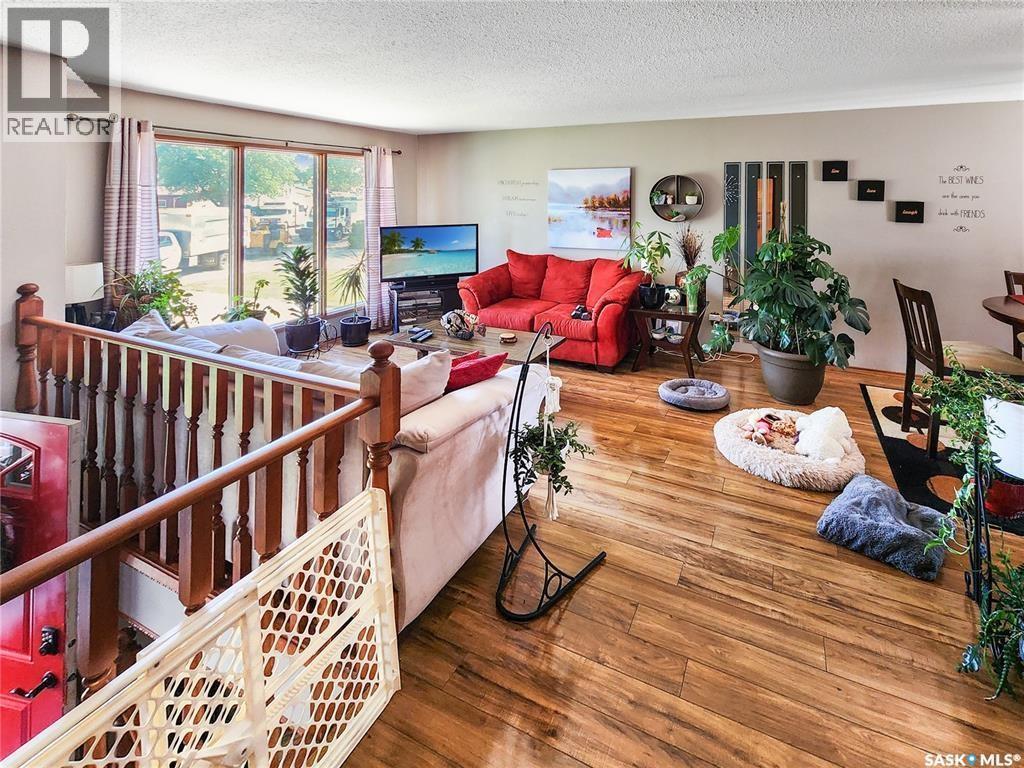 3069 Sherman Drive, Prince Albert, SK - Indoor