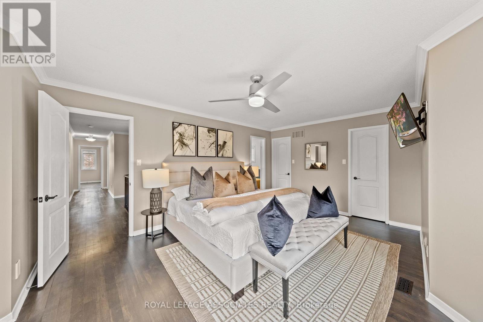 33 Hutton Crescent, Caledon, ON - Indoor Photo Showing Bedroom
