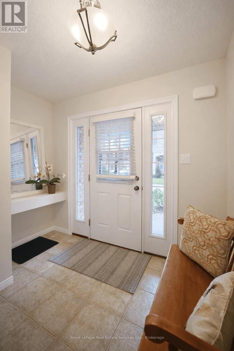 11 - 255 Summerfield Drive, Guelph (Pineridge/Westminster Woods), ON - Indoor Photo Showing Other Room