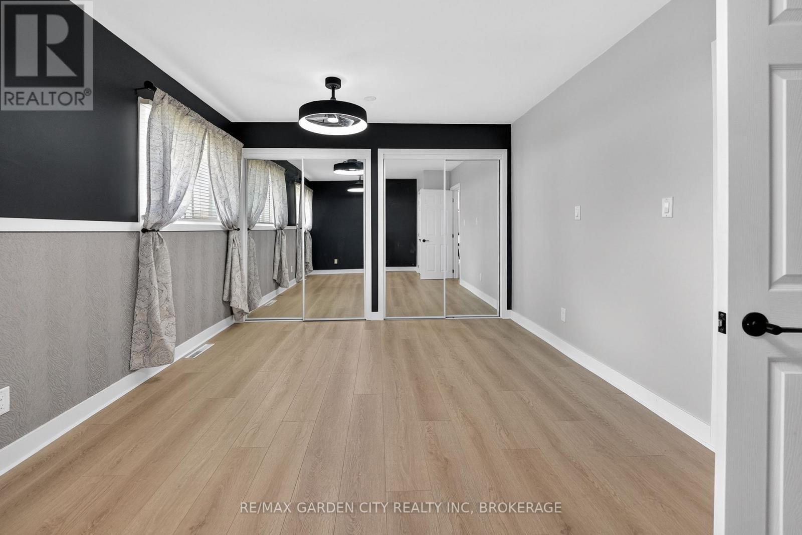 77 Balmoral Avenue, Welland (Lincoln/Crowland), ON - Indoor Photo Showing Other Room