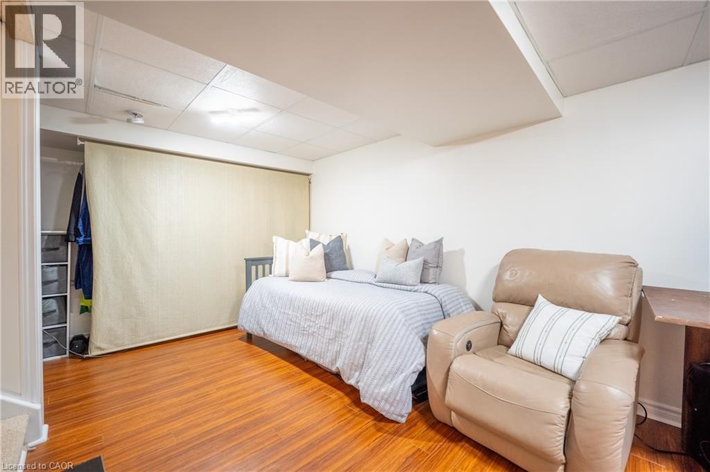 30 Fallowfield Drive, Kitchener, ON - Indoor