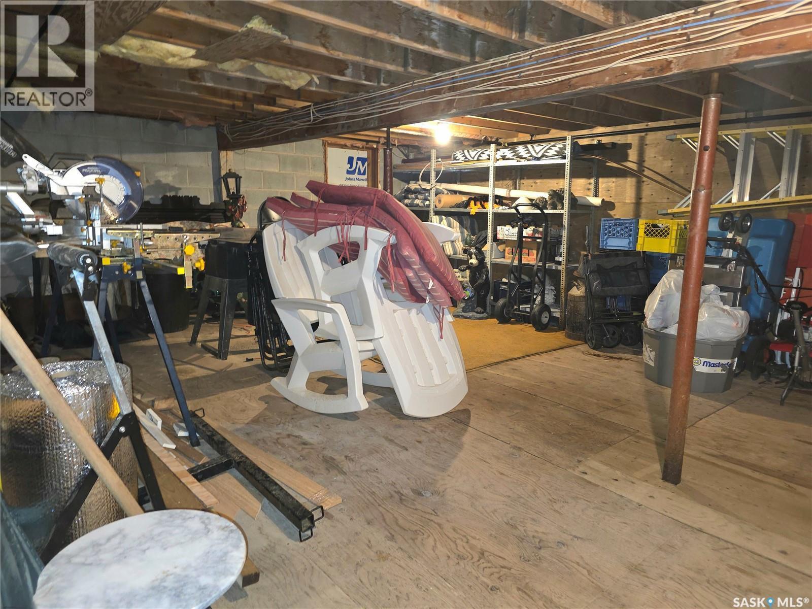 101 Fraser Avenue, Oxbow, SK - Indoor Photo Showing Basement