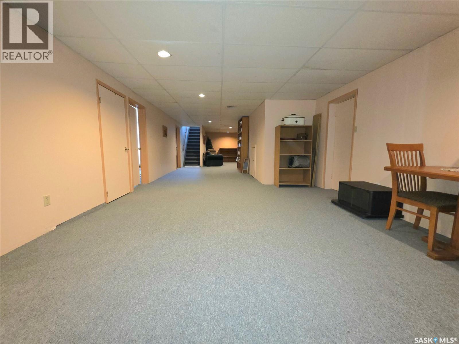 101 Fraser Avenue, Oxbow, SK - Indoor Photo Showing Other Room