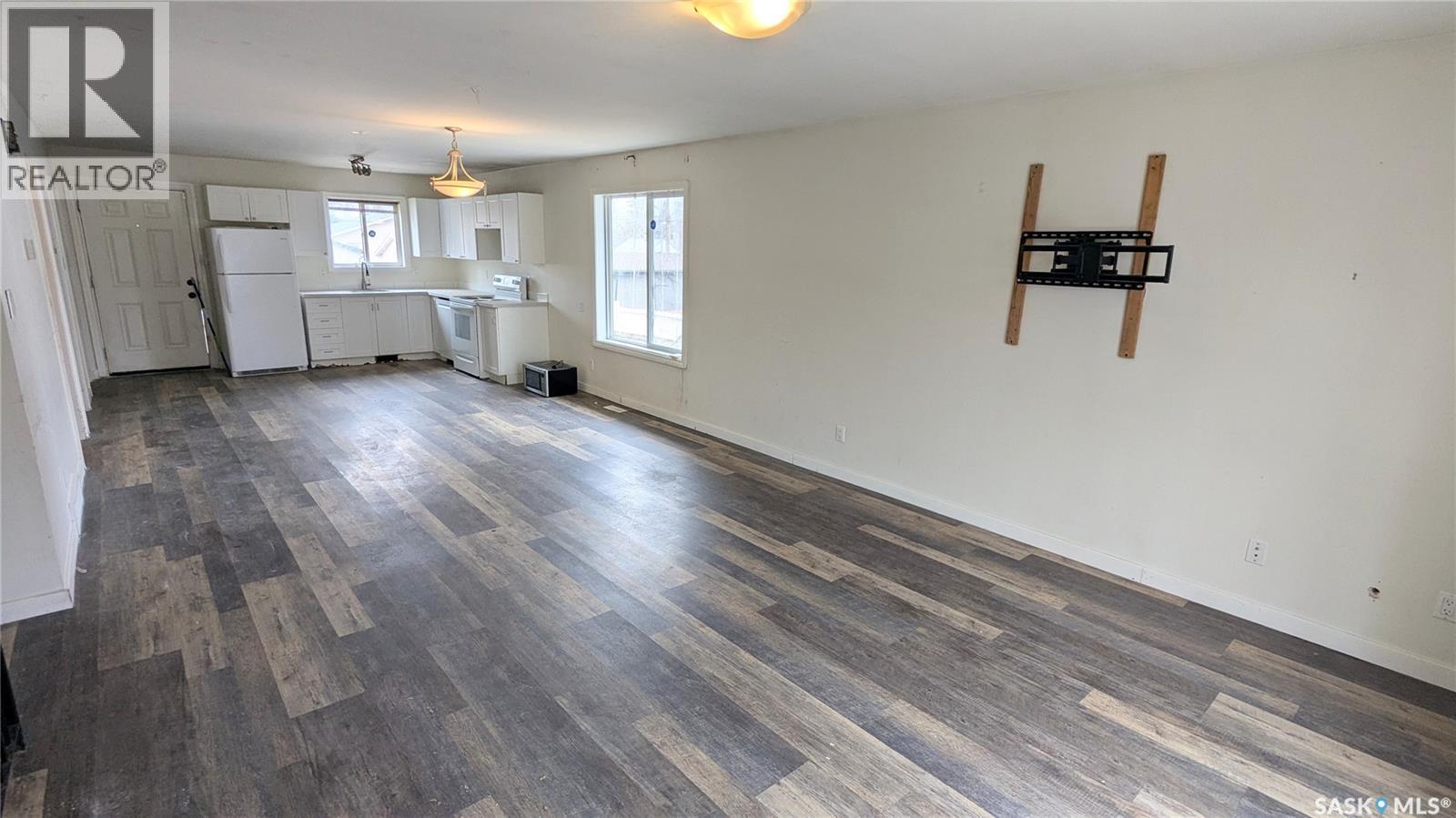 407 U Avenue S, Saskatoon, SK - Indoor