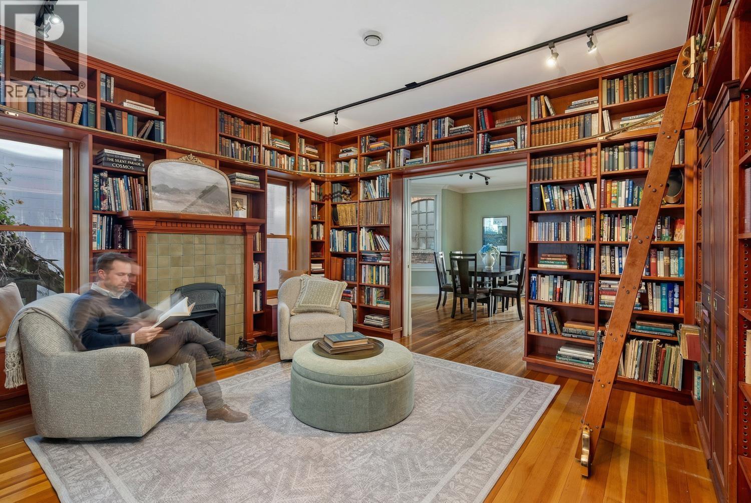 33 E 6Th Avenue, Vancouver, BC