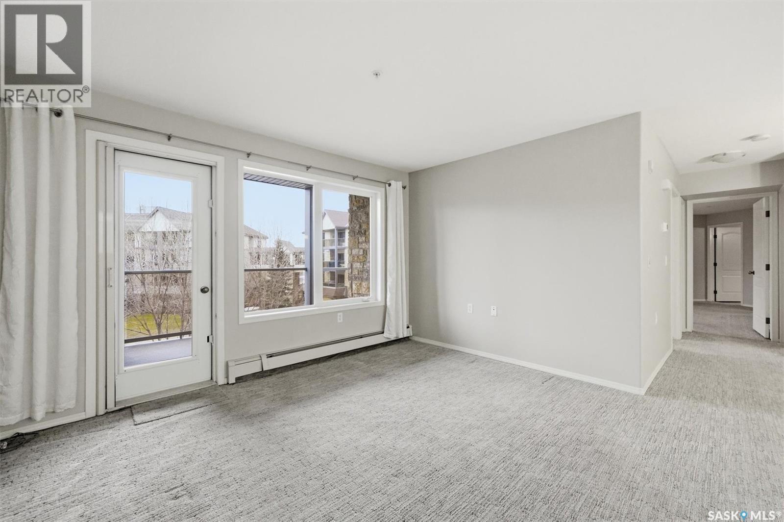 304 1622A Acadia Drive, Saskatoon, SK - Indoor Photo Showing Other Room