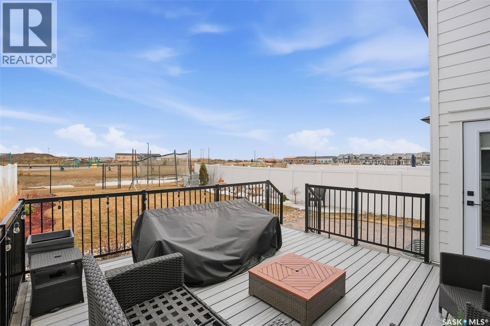 342 Stilling Manor, Saskatoon, SK - Outdoor With Deck Patio Veranda With Exterior