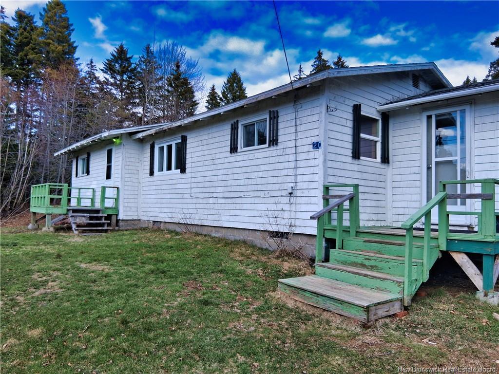 20 Back Rd, Wilsons Beach, NB