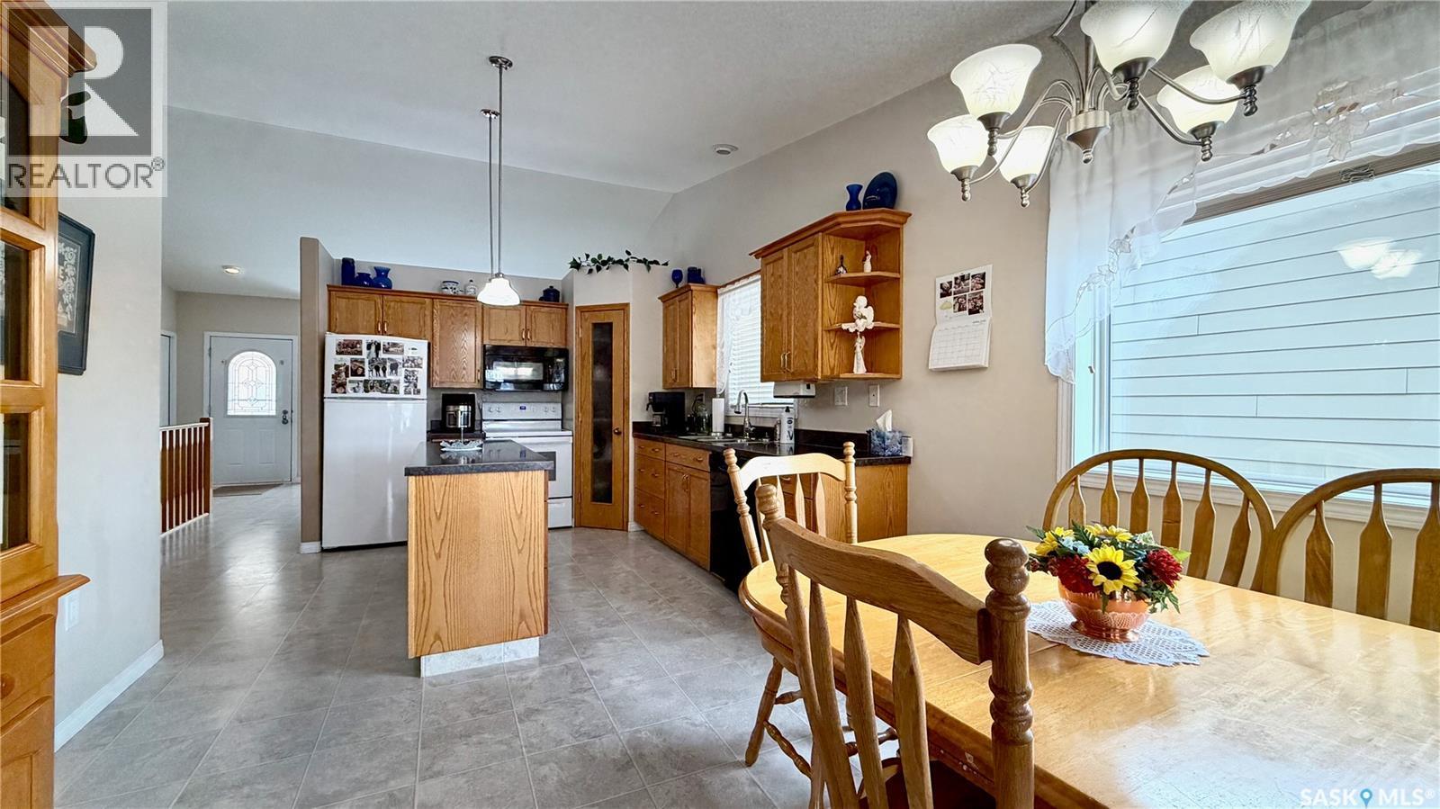 15B Downing Drive, Lanigan, SK - Indoor Photo Showing Dining Room