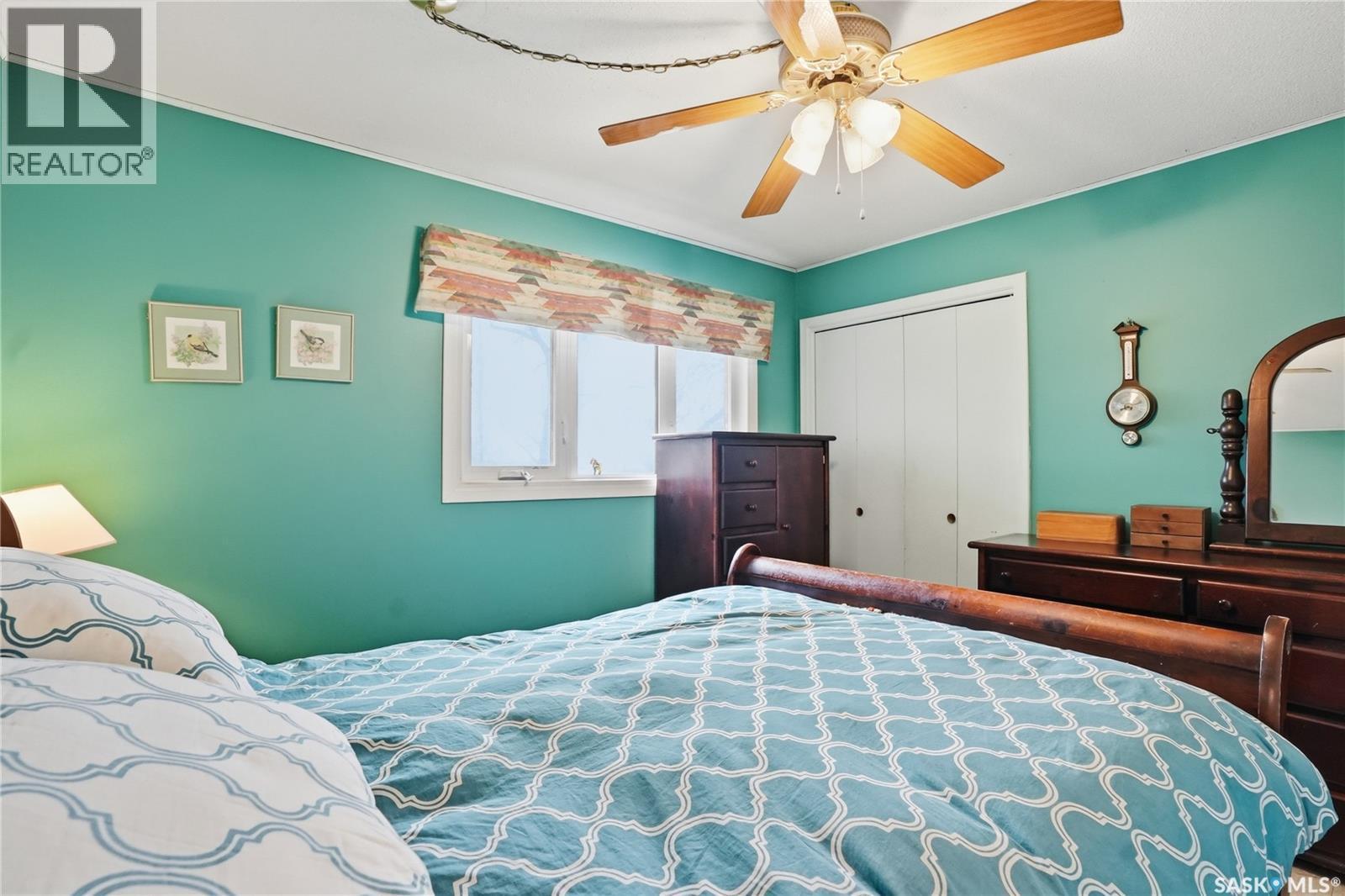 2338 Easthill, Saskatoon, SK - Indoor Photo Showing Bedroom
