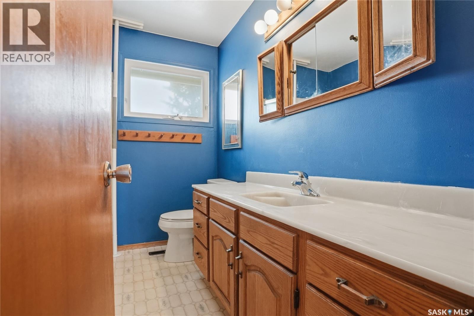2338 Easthill, Saskatoon, SK - Indoor Photo Showing Bathroom