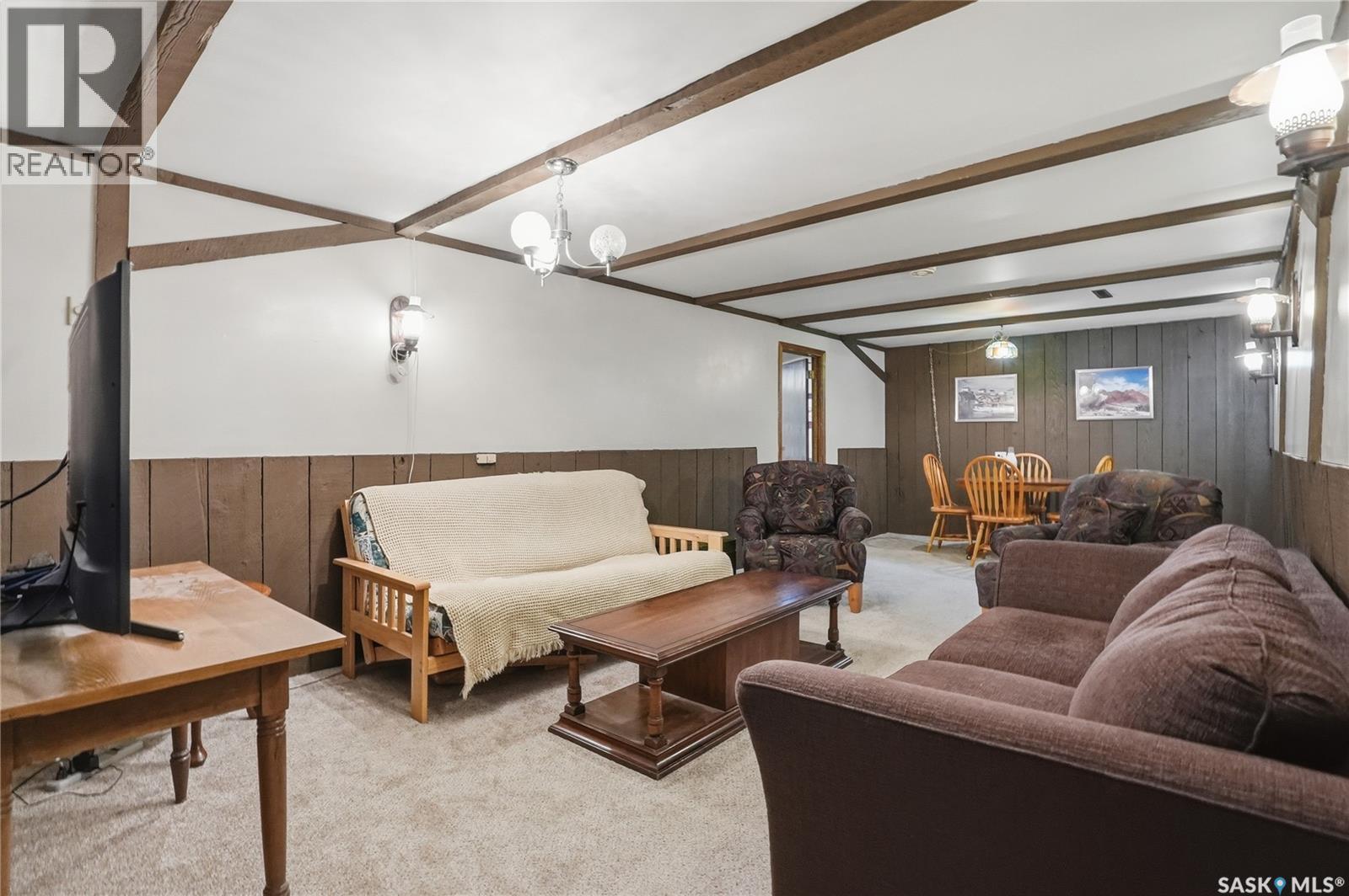 2338 Easthill, Saskatoon, SK - Indoor