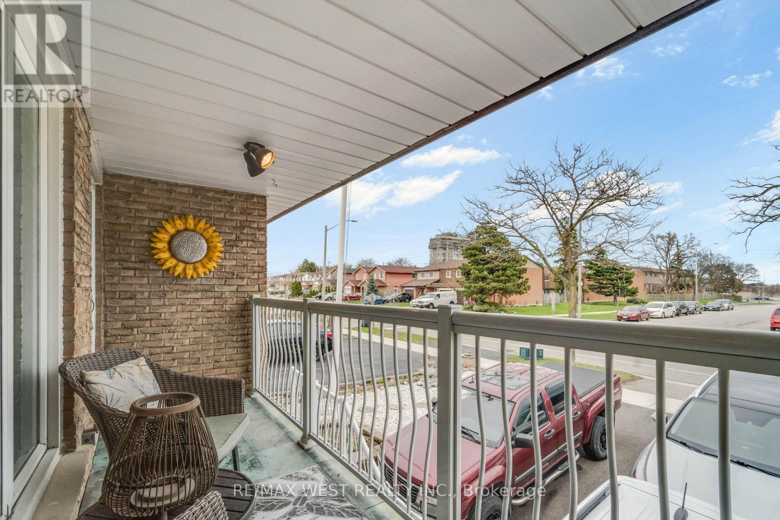 941 Stainton Drive, Mississauga, ON - Outdoor With Balcony With Exterior