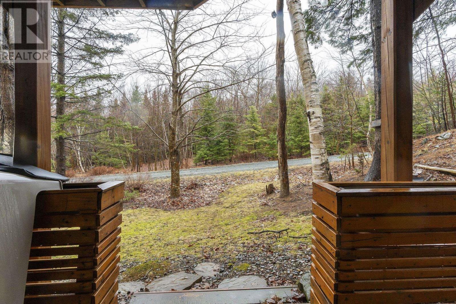 53 Heathside Crescent, Halifax, NS - Outdoor