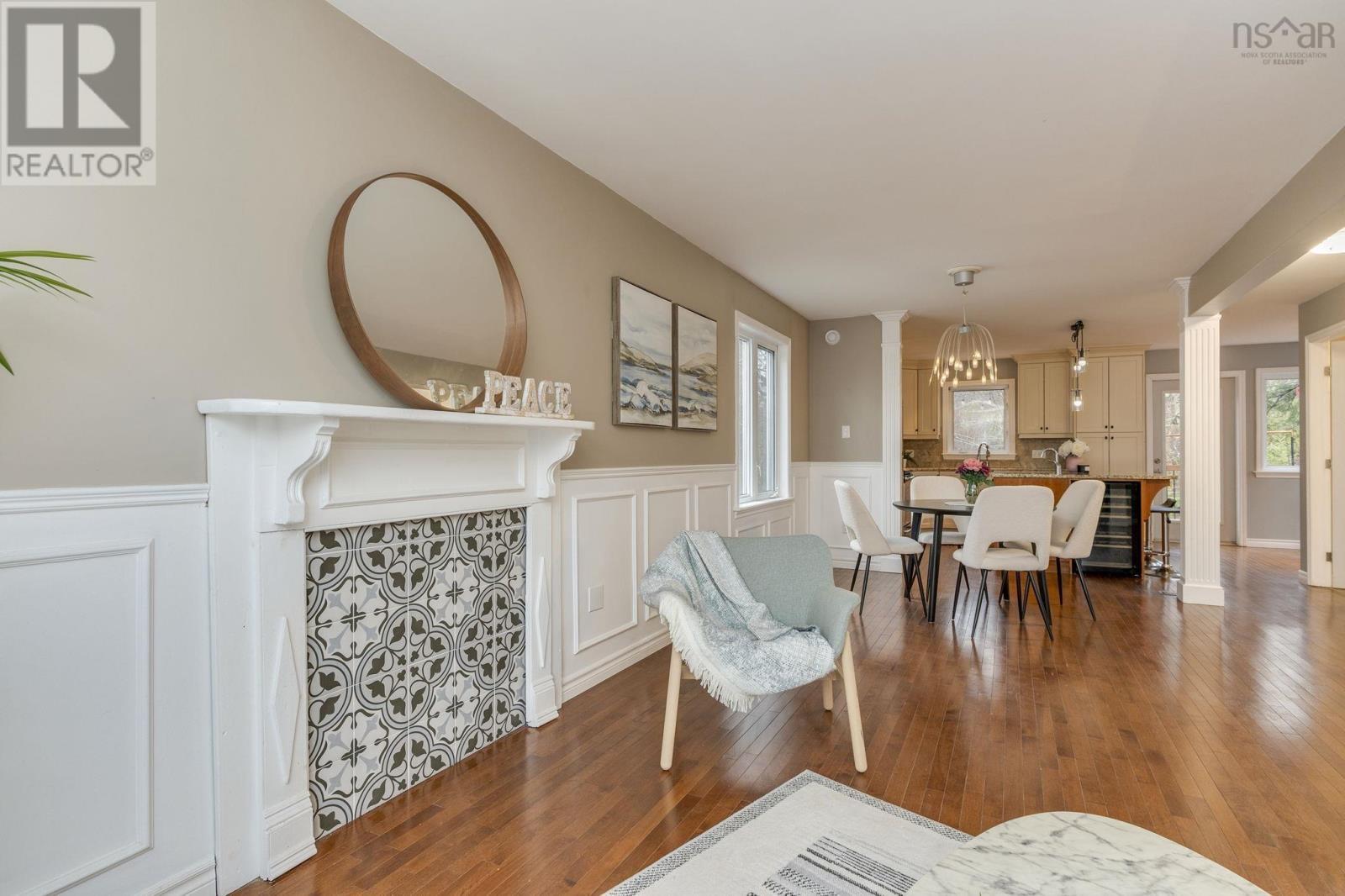 53 Heathside Crescent, Halifax, NS - Indoor