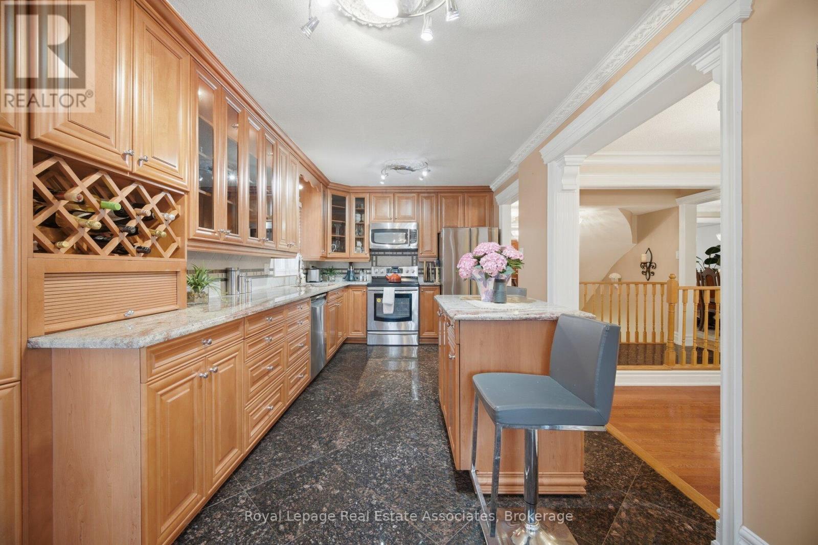 Custom Wood Kitchen - 1311 Underwood Drive, Mississauga, ON - Indoor