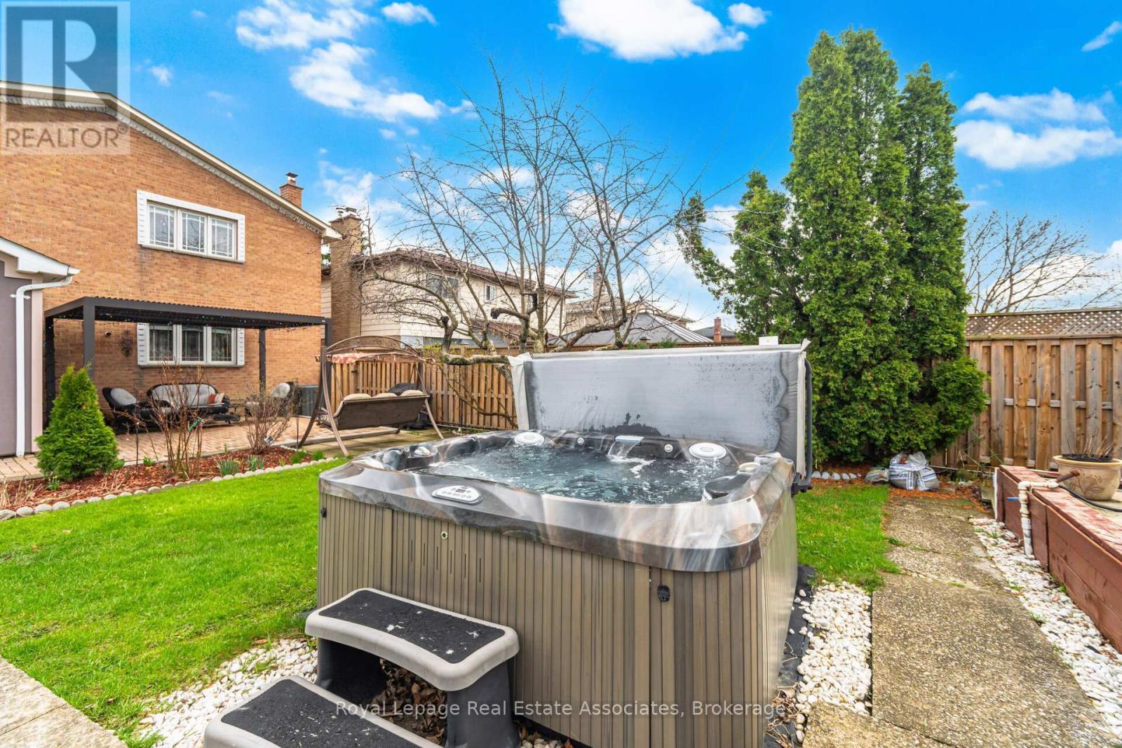 Hot Tub relaxation! - 1311 Underwood Drive, Mississauga, ON - Outdoor With Deck Patio Veranda With Backyard