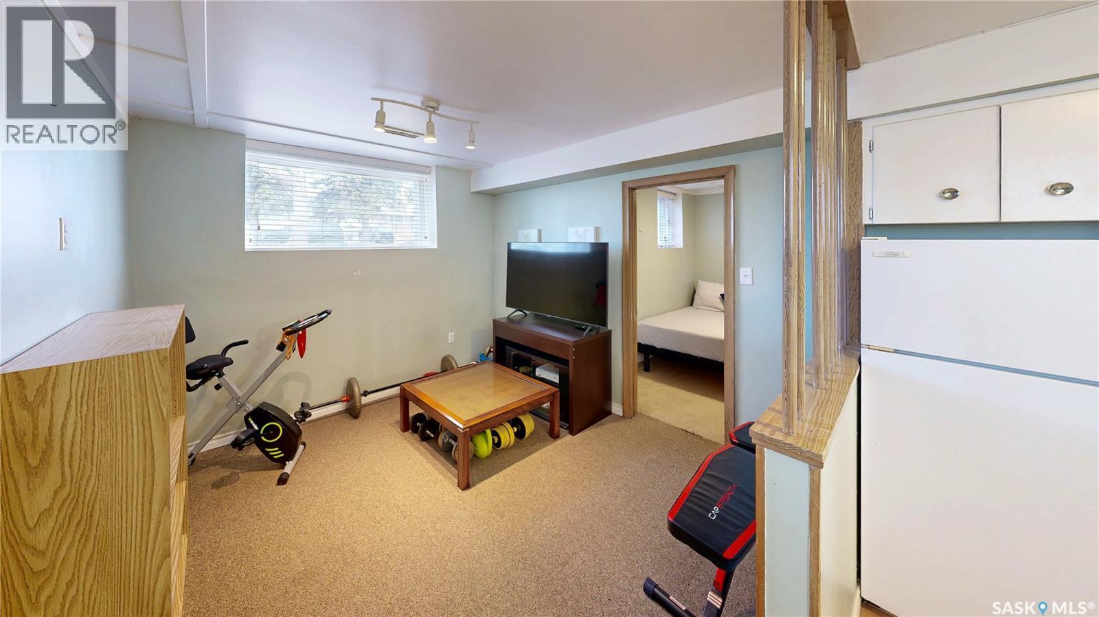 2711 Montreal Crescent, Regina, SK - Indoor