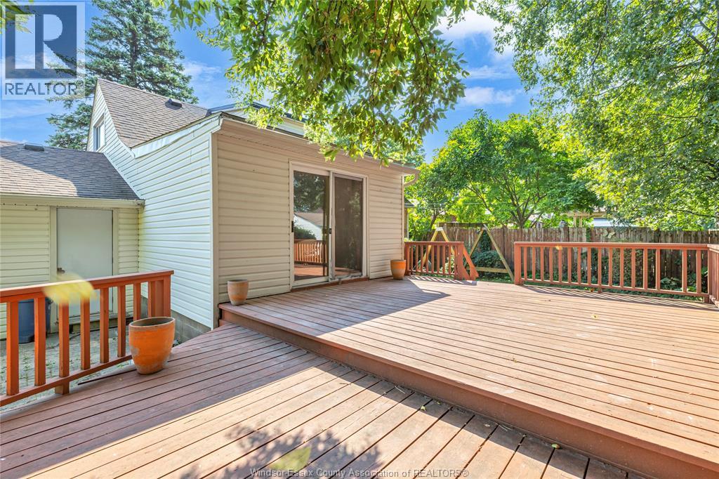 3711 Dandurand Boulevard, Windsor, ON - Outdoor With Deck Patio Veranda With Exterior