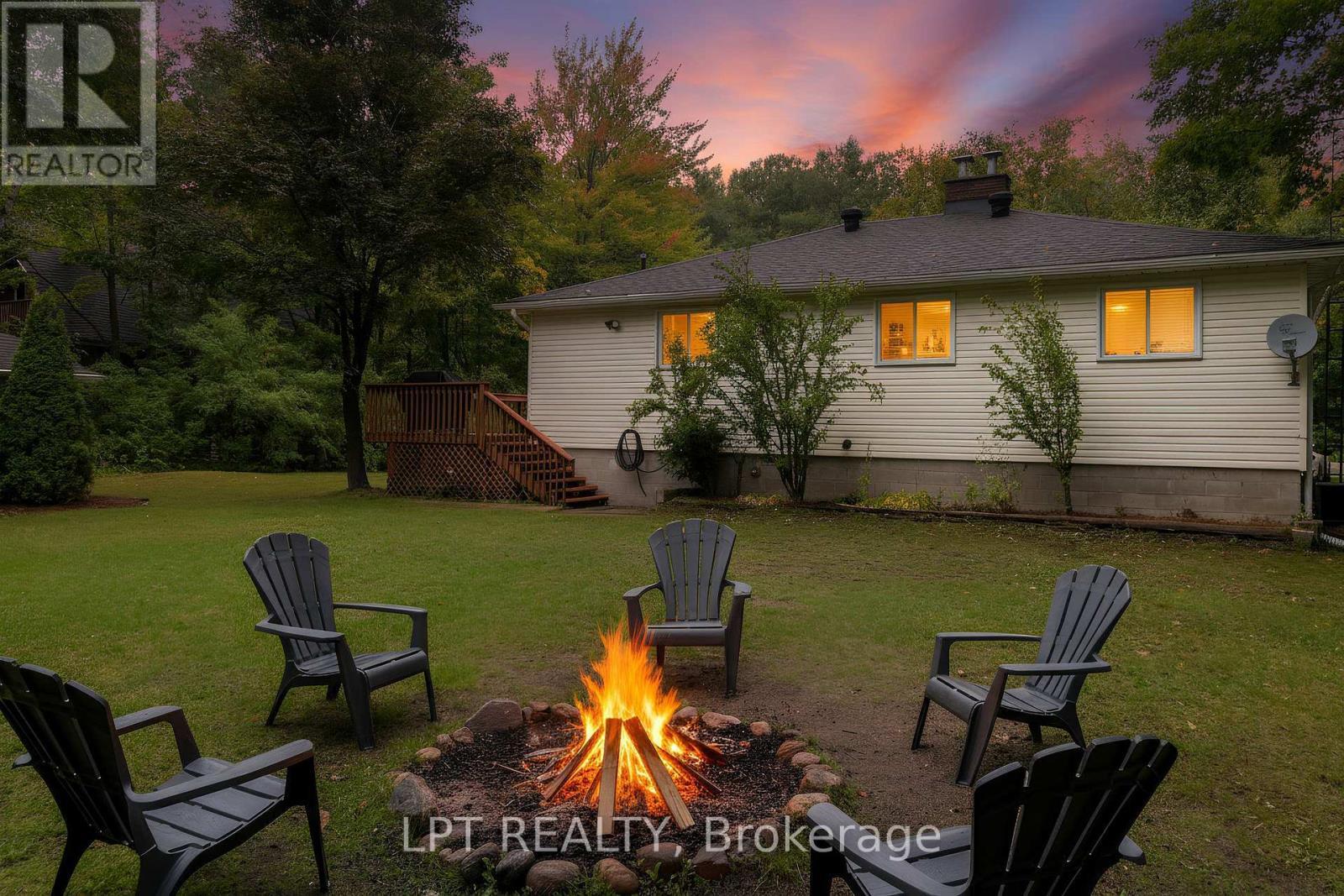 Welcome Home To 34 Staglir Drive! - 34 Staglir Drive, Tiny, ON - Outdoor