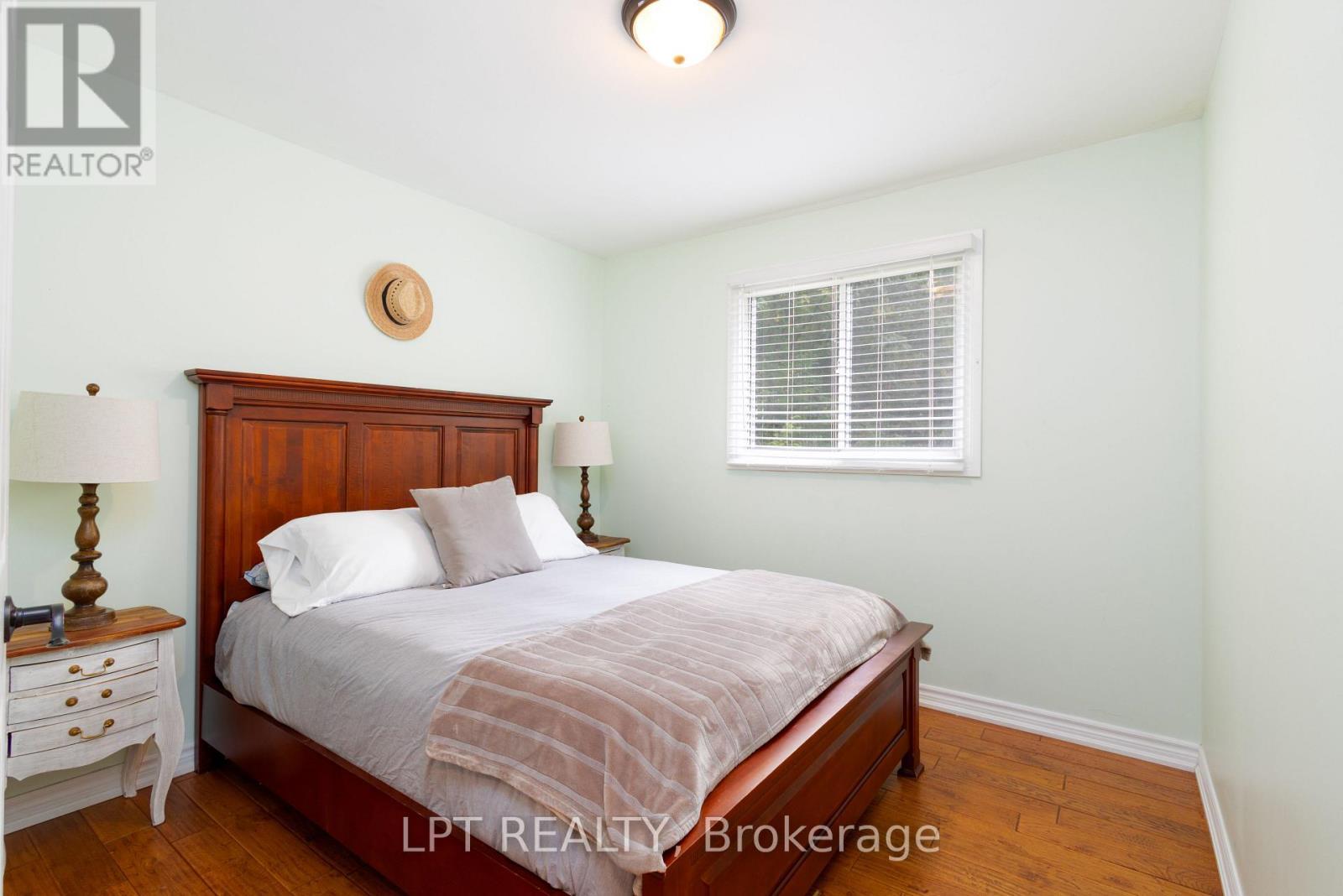 2nd Bedroom - 34 Staglir Drive, Tiny, ON - Indoor Photo Showing Bedroom