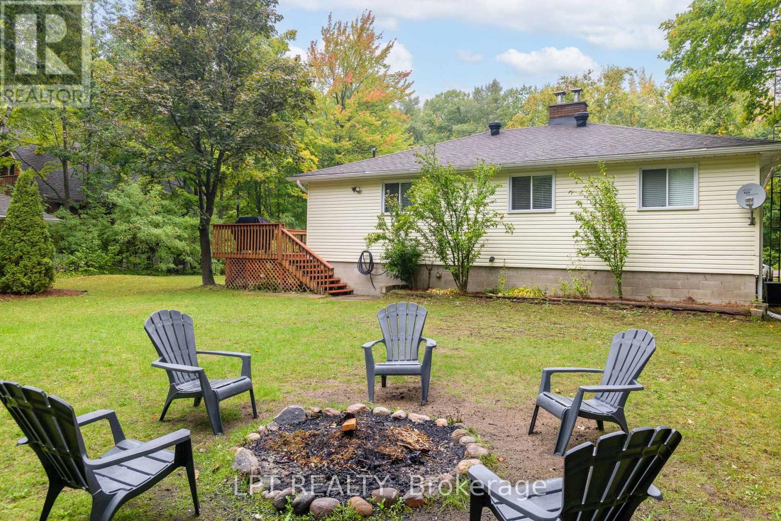 34 Staglir Drive, Tiny, ON - Outdoor