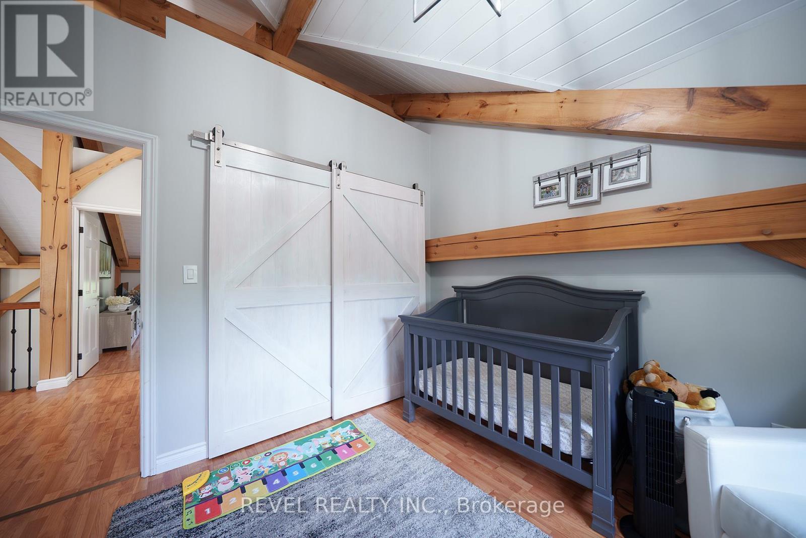 9 Michael'S Lane, Tillsonburg, ON - Indoor Photo Showing Bedroom