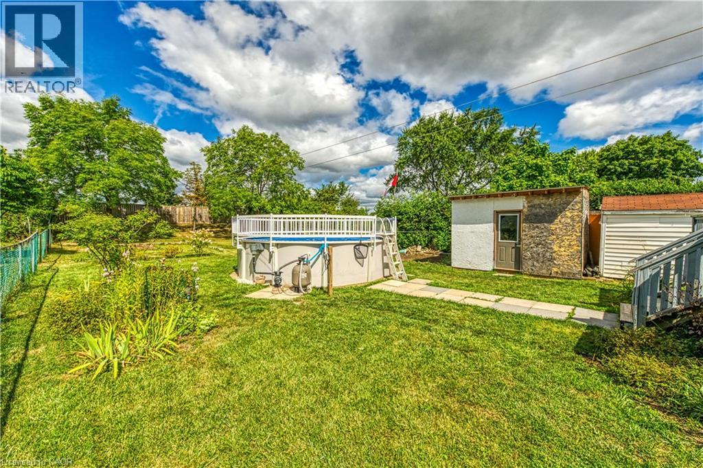 446 East 36Th Street, Hamilton, ON - Outdoor With Above Ground Pool