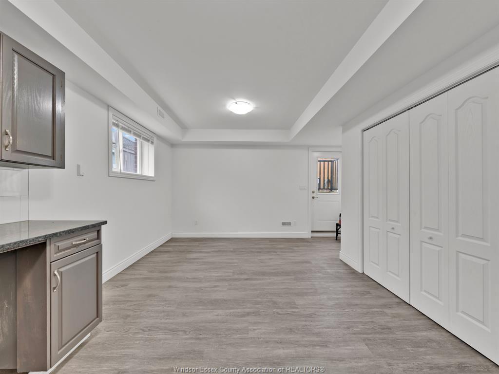 658 Caron, Windsor, ON
