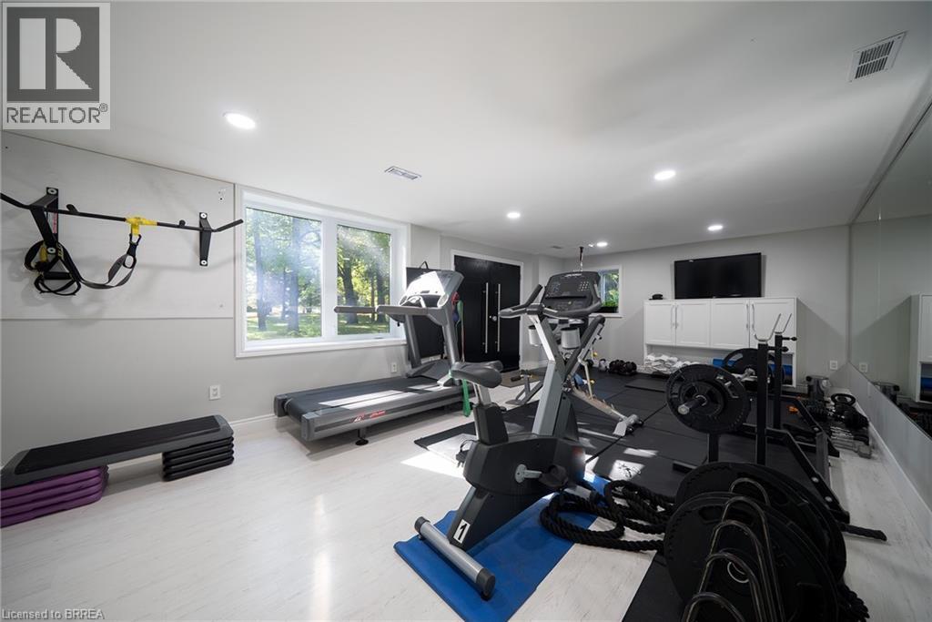 9 Michael'S Lane, Tillsonburg, ON - Indoor Photo Showing Gym Room