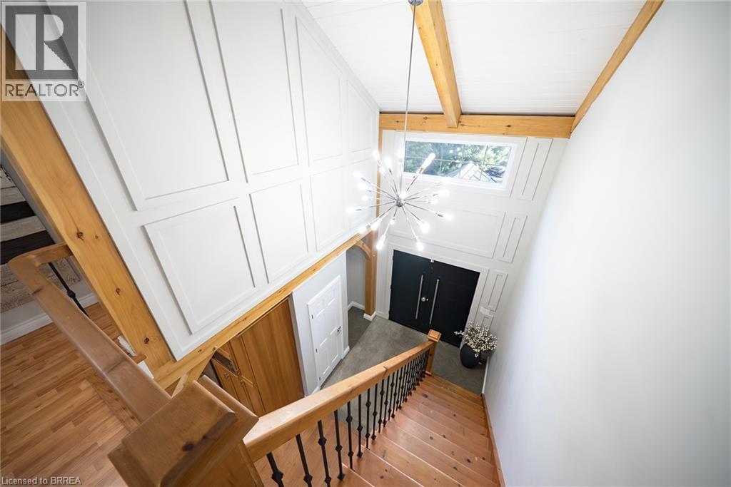 9 Michael'S Lane, Tillsonburg, ON - Indoor Photo Showing Other Room