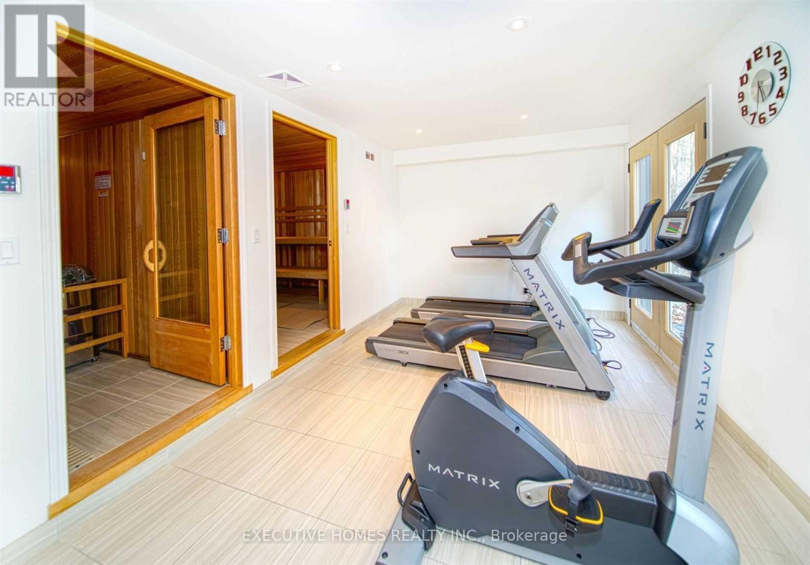 7651 Milburough Line, Milton, ON - Indoor Photo Showing Gym Room