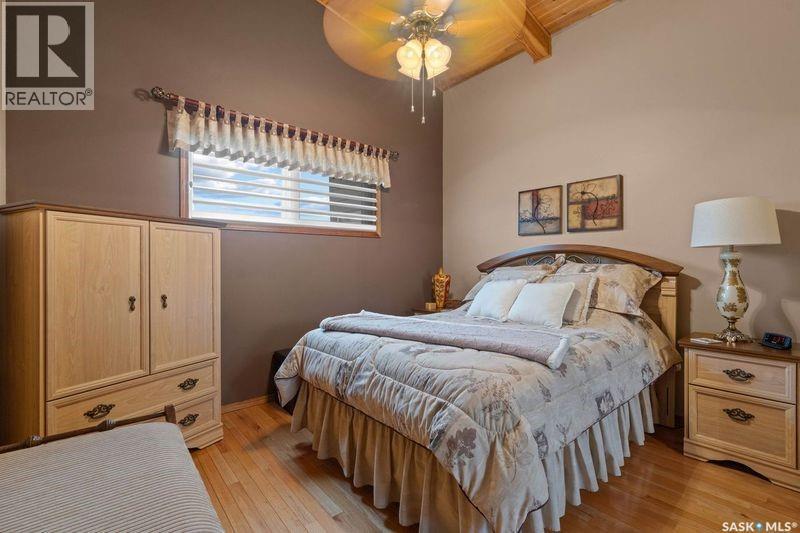 70 Cactus Drive, Saskatchewan Landing, SK - Indoor Photo Showing Bedroom