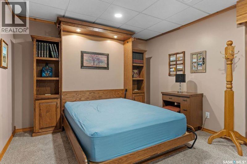 70 Cactus Drive, Saskatchewan Landing, SK - Indoor Photo Showing Bedroom