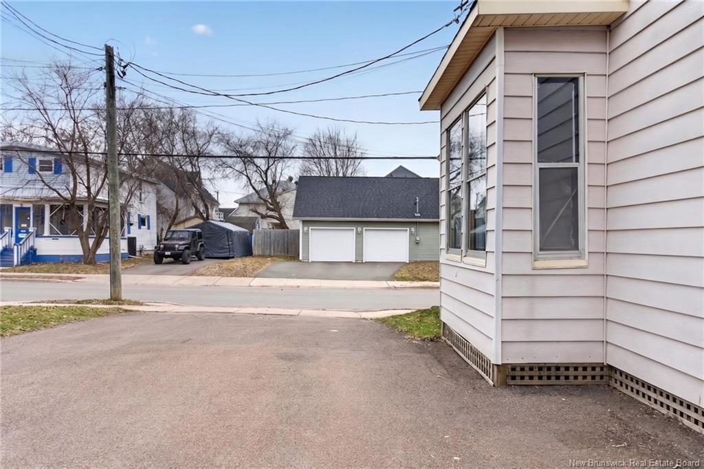 365 Robinson St, Moncton, NB