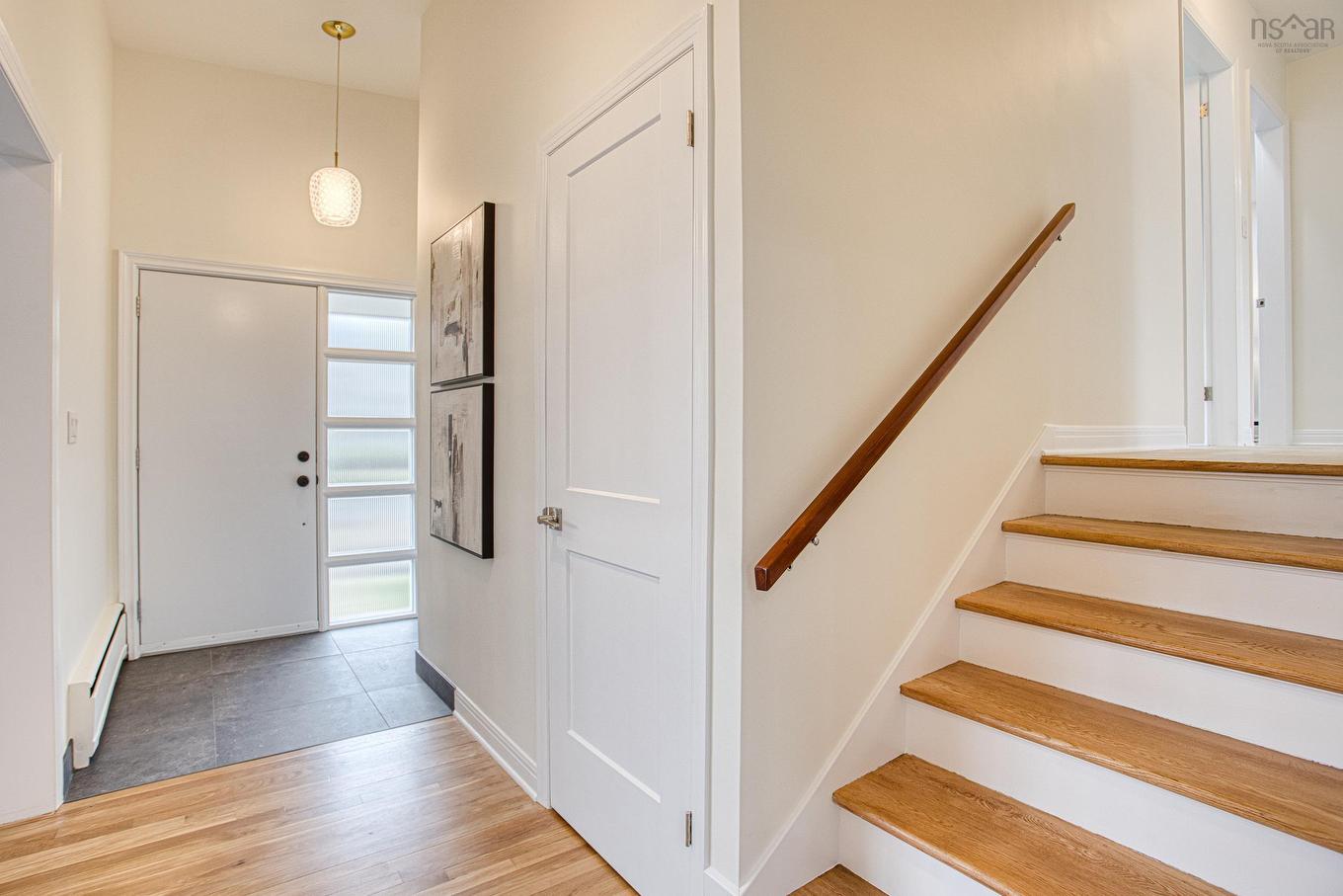 9 Crestview Drive, Halifax, NS