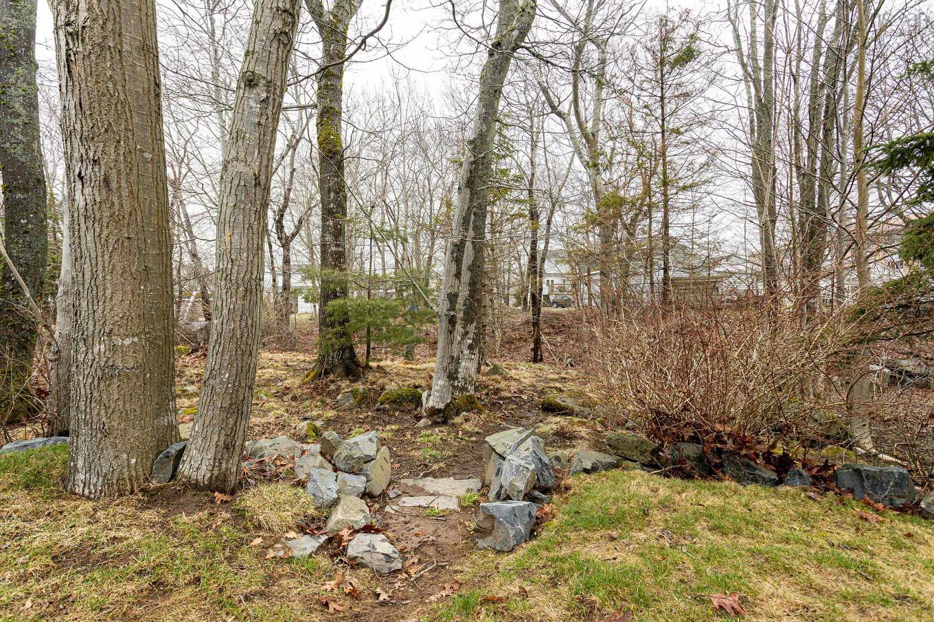 9 Crestview Drive, Halifax, NS