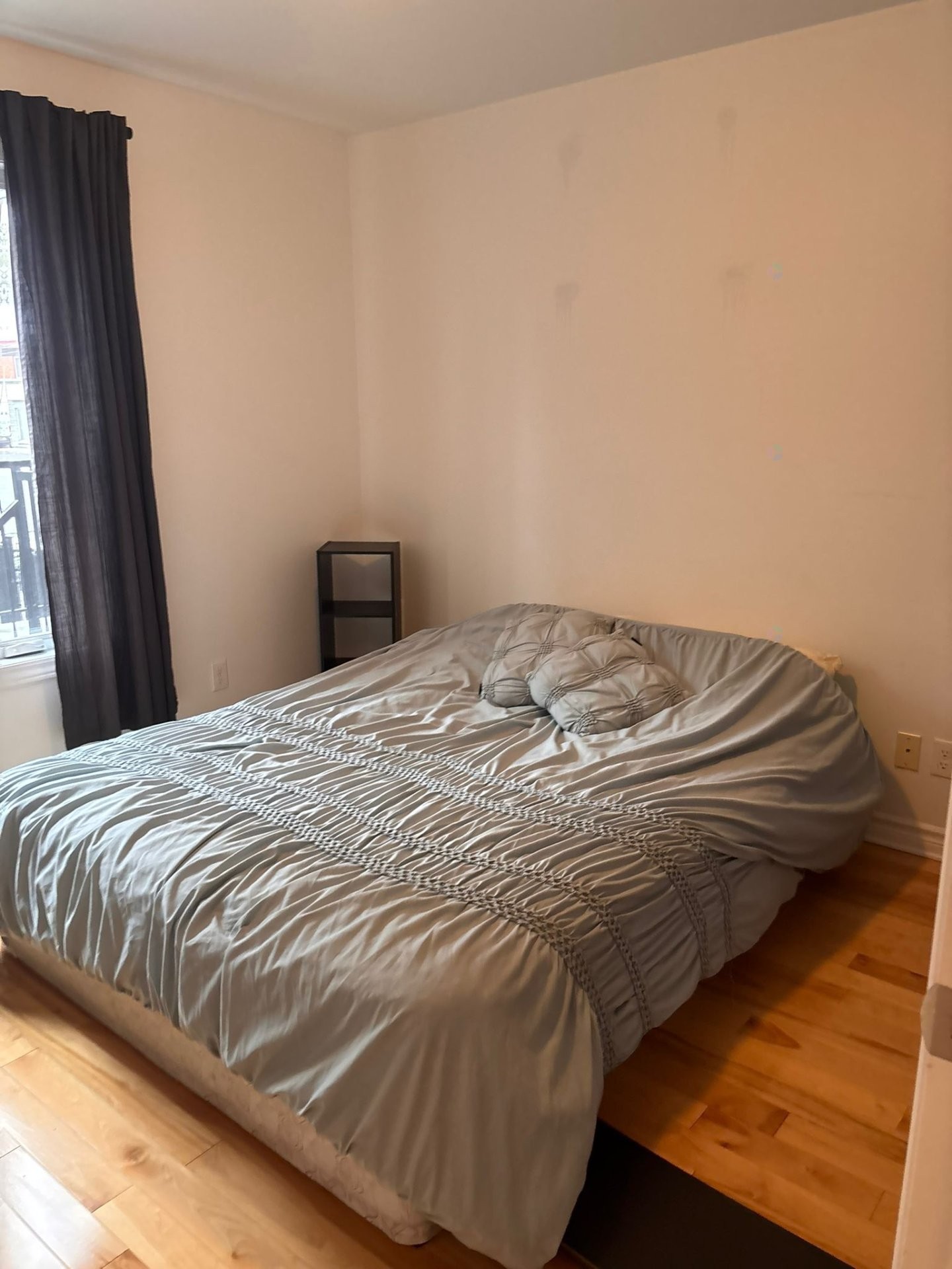 Bedroom - 1144 Rue St-Edouard, Longueuil (Le Vieux-Longueuil), QC - Indoor Photo Showing Bedroom