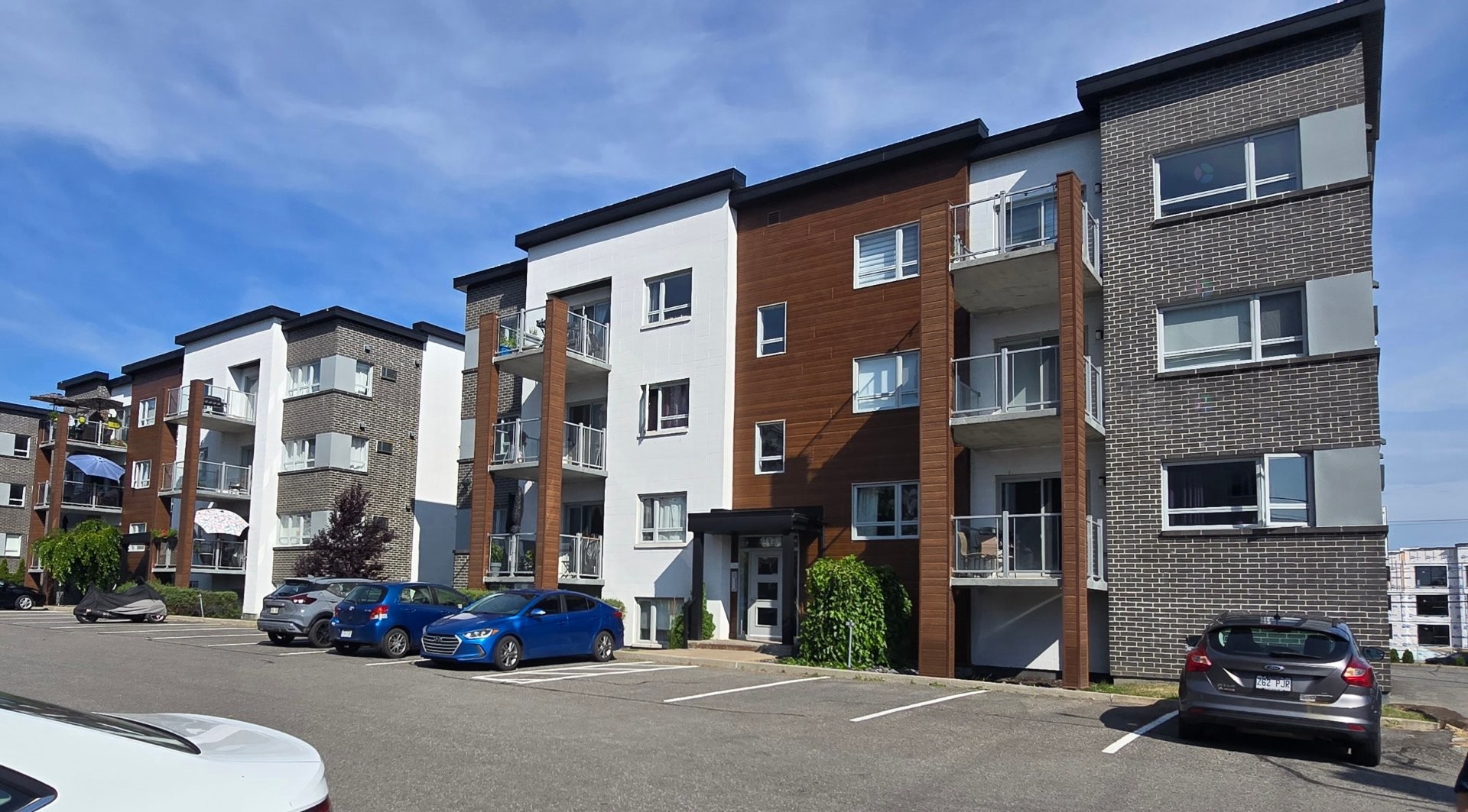 Logement - 100 Rue De La Maçonnerie, Châteauguay, QC - Outdoor With Facade