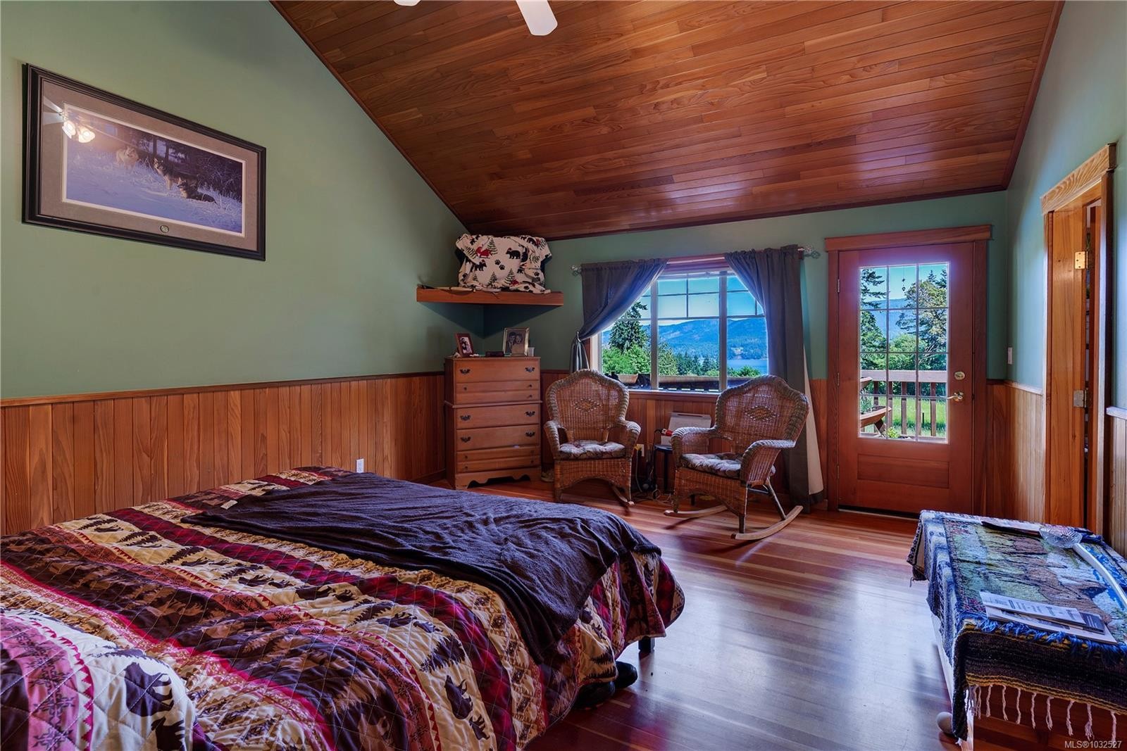 1205 Cherry Point Rd, Cobble Hill, BC
