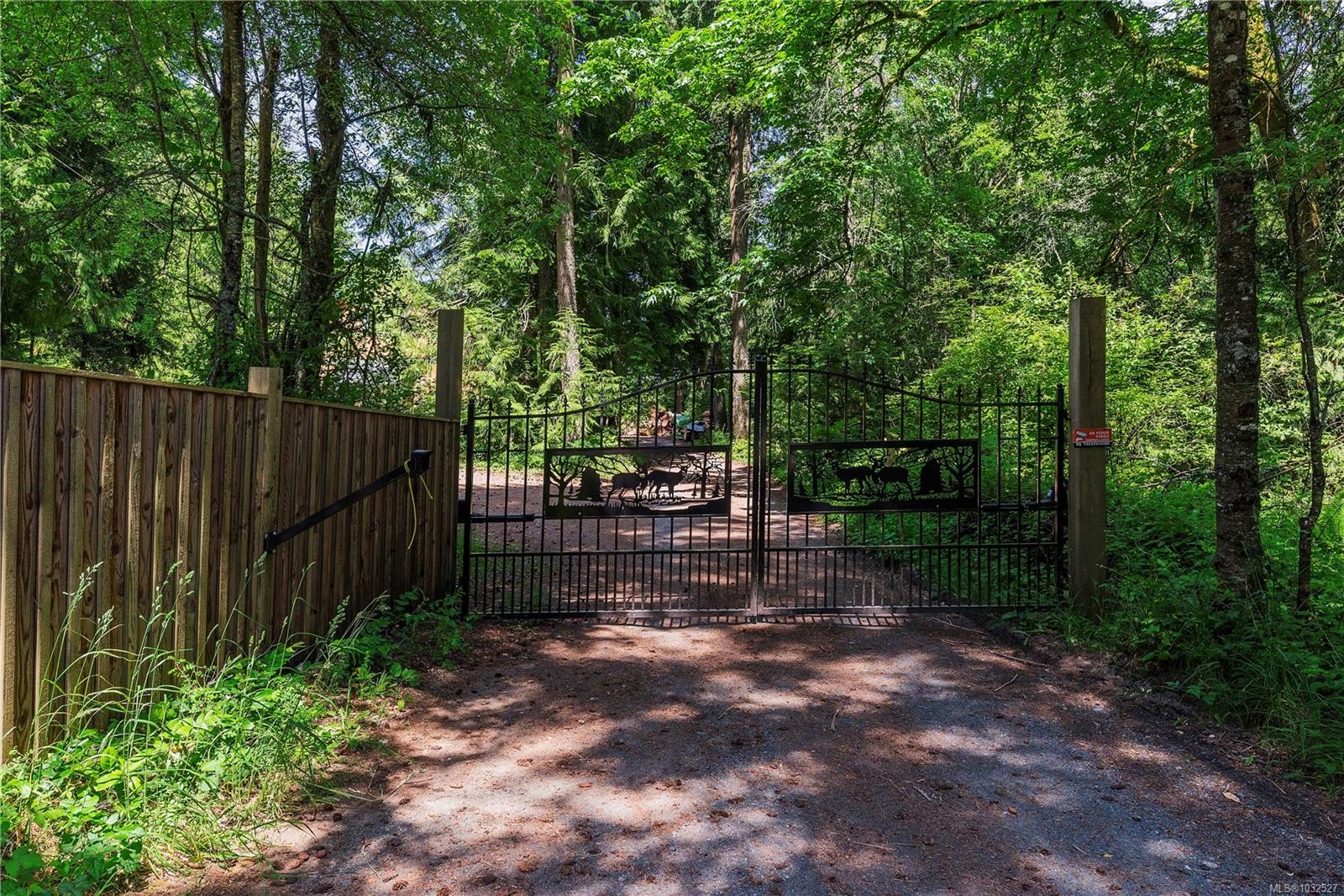 1205 Cherry Point Rd, Cobble Hill, BC